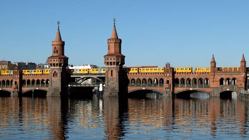 Berlin - Oberbaumbrücke