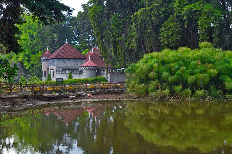 Costa Rica-Heredia-Burg