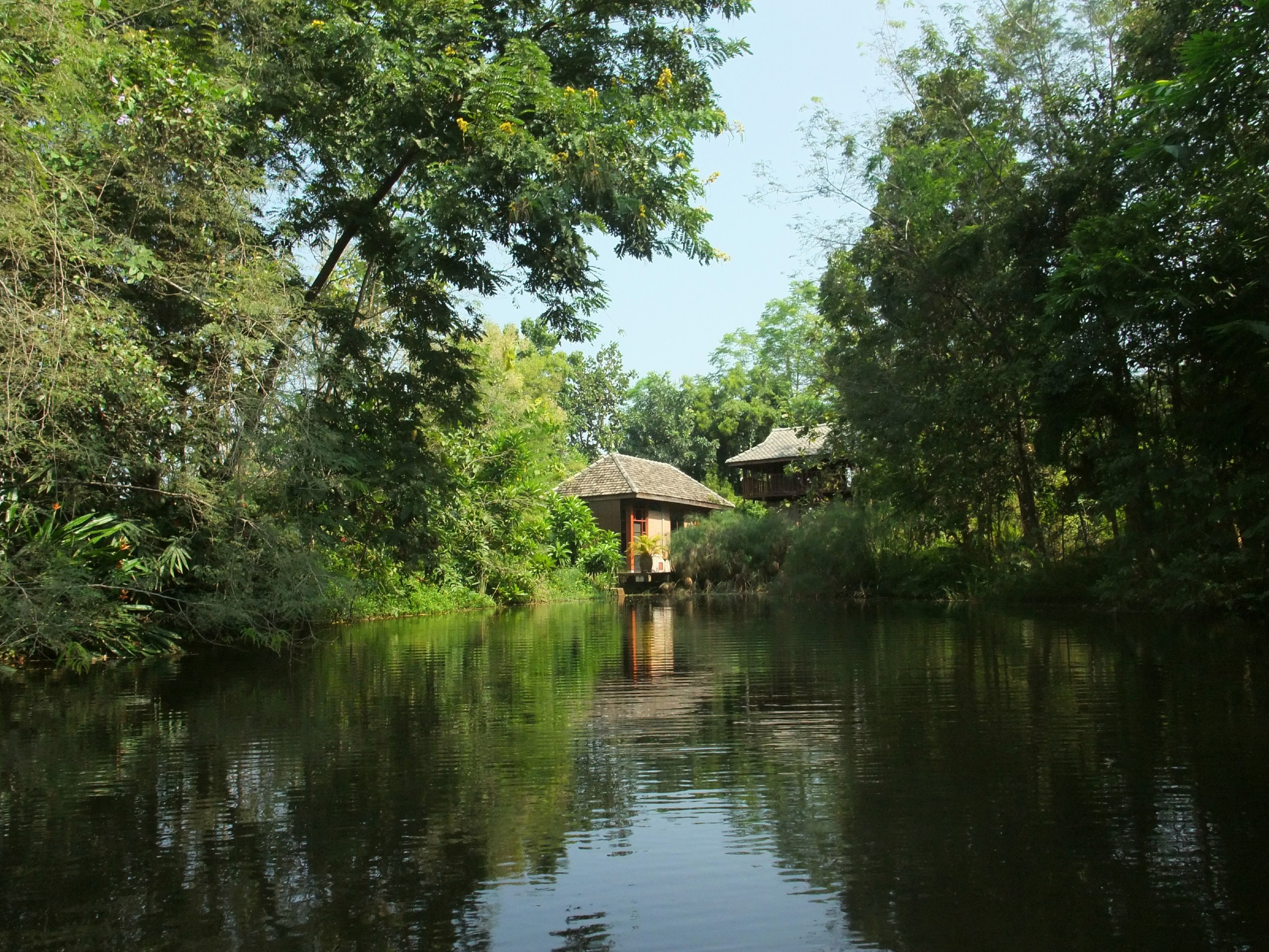 Wohnen im Natur-Resort „Baan Sammi“, nahe der Grossstadt Chiang Mai im Norden Thailands
