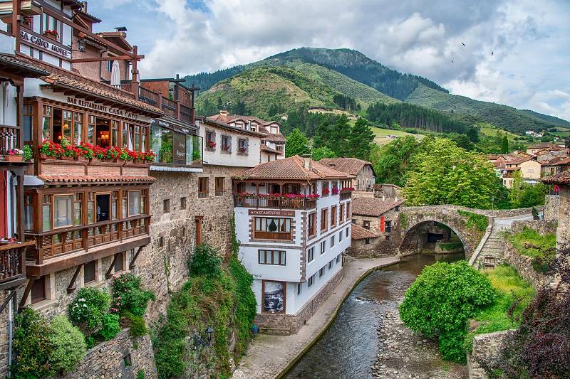 Spanien, Asturien